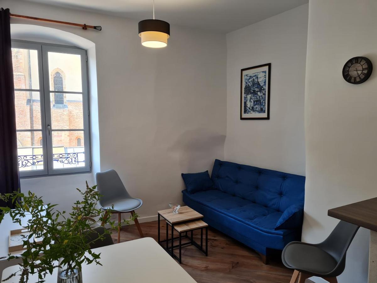 Triplex Avec Vue Sur Place Du Centre Historique. 푸아 외부 사진